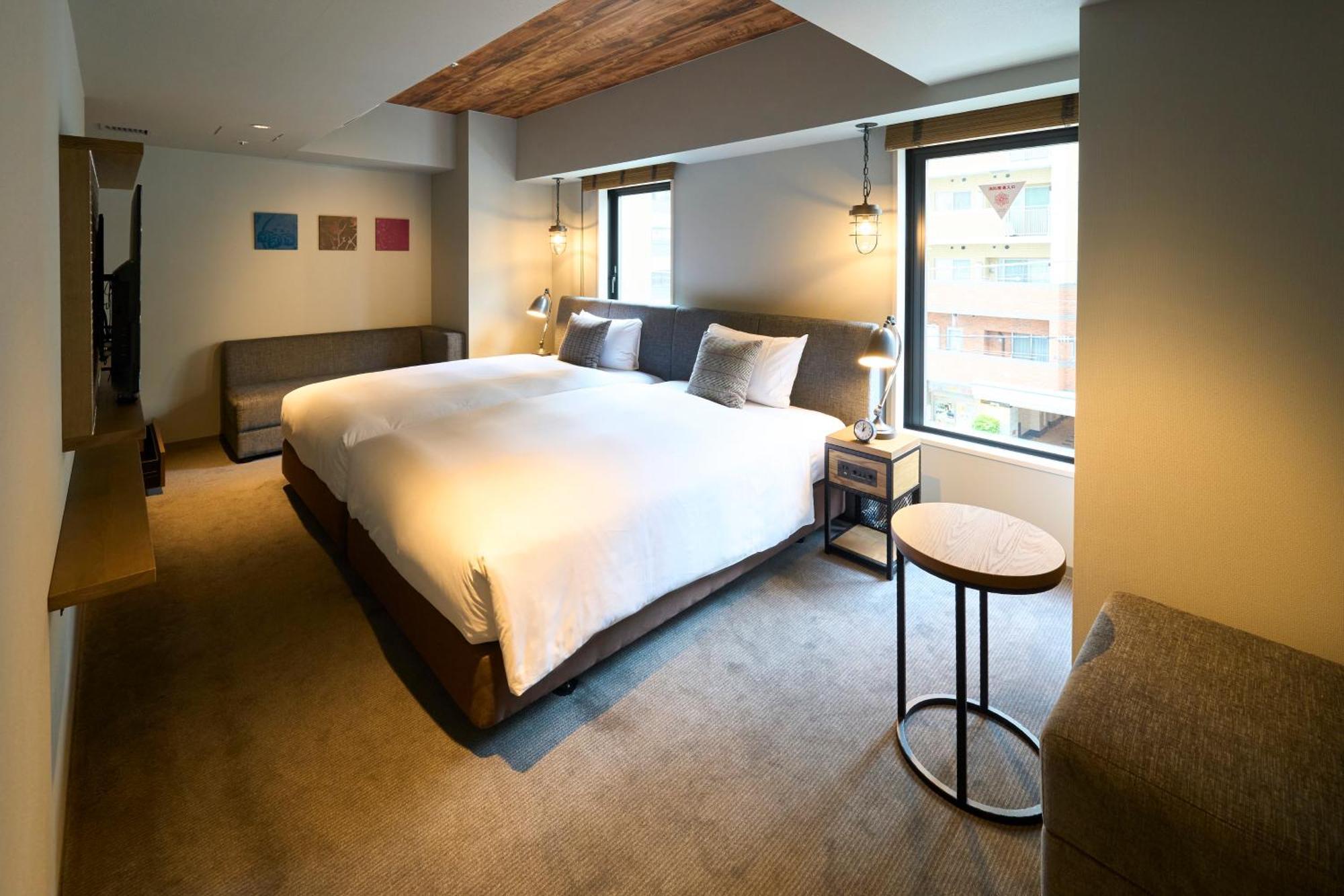 Large Twin Room,1675890250:JPEG